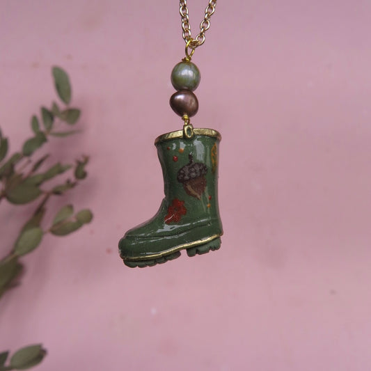 Wellie Pearl Necklace
