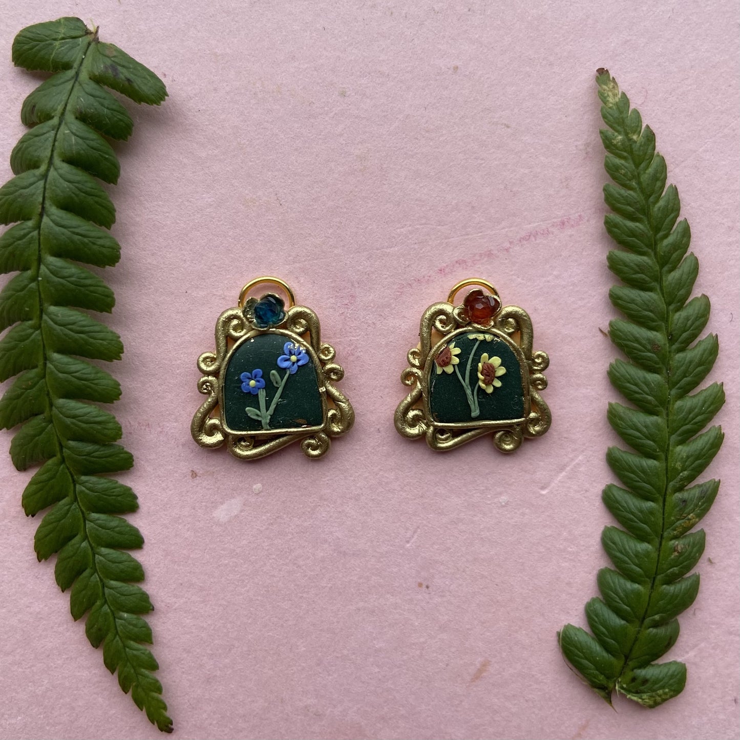 Tiny Mismatched Floral Huggies 1